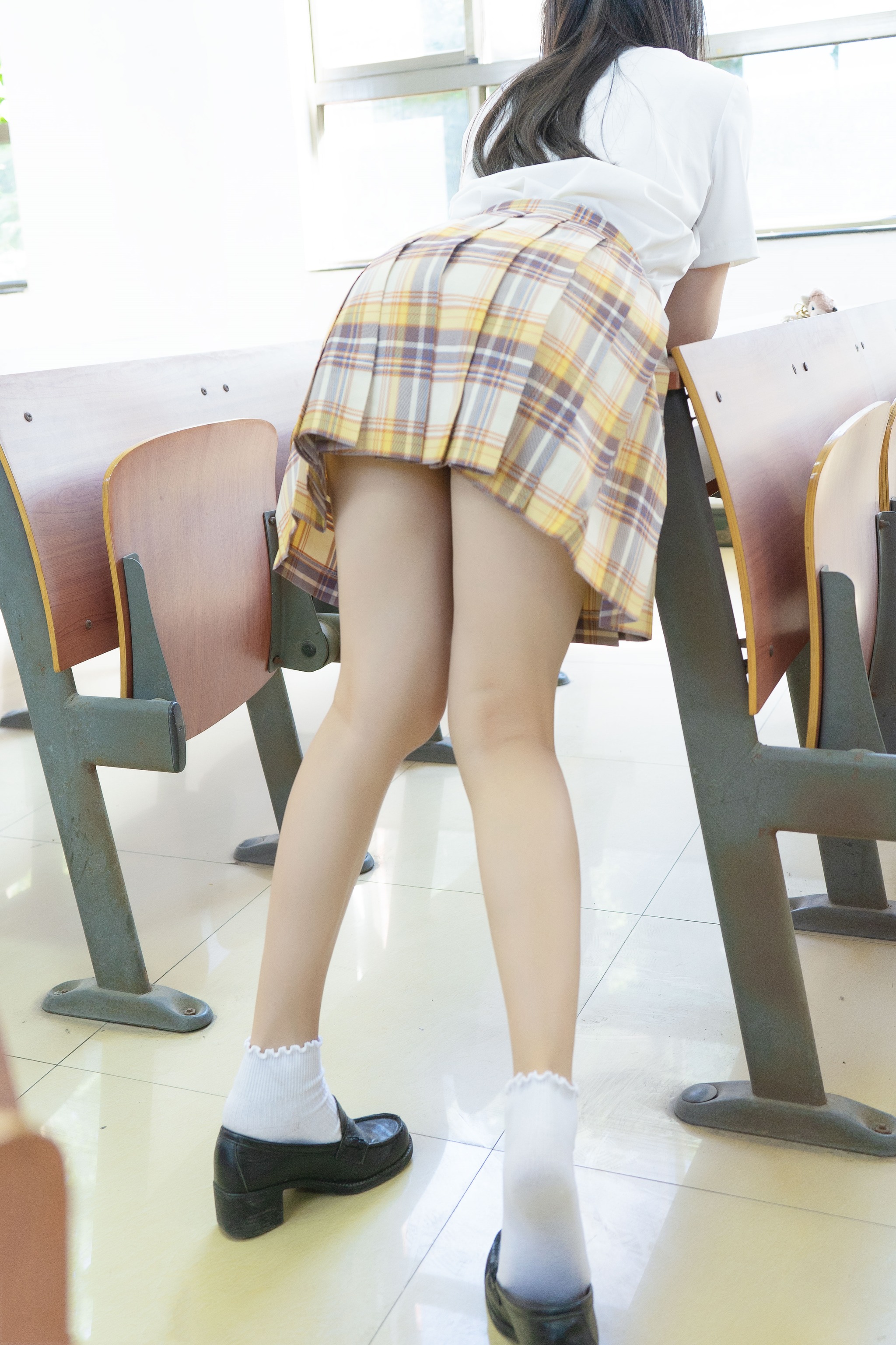 图片[1]-风之领域 – NO.205 制服果腿女孩 [40P]-XikXak